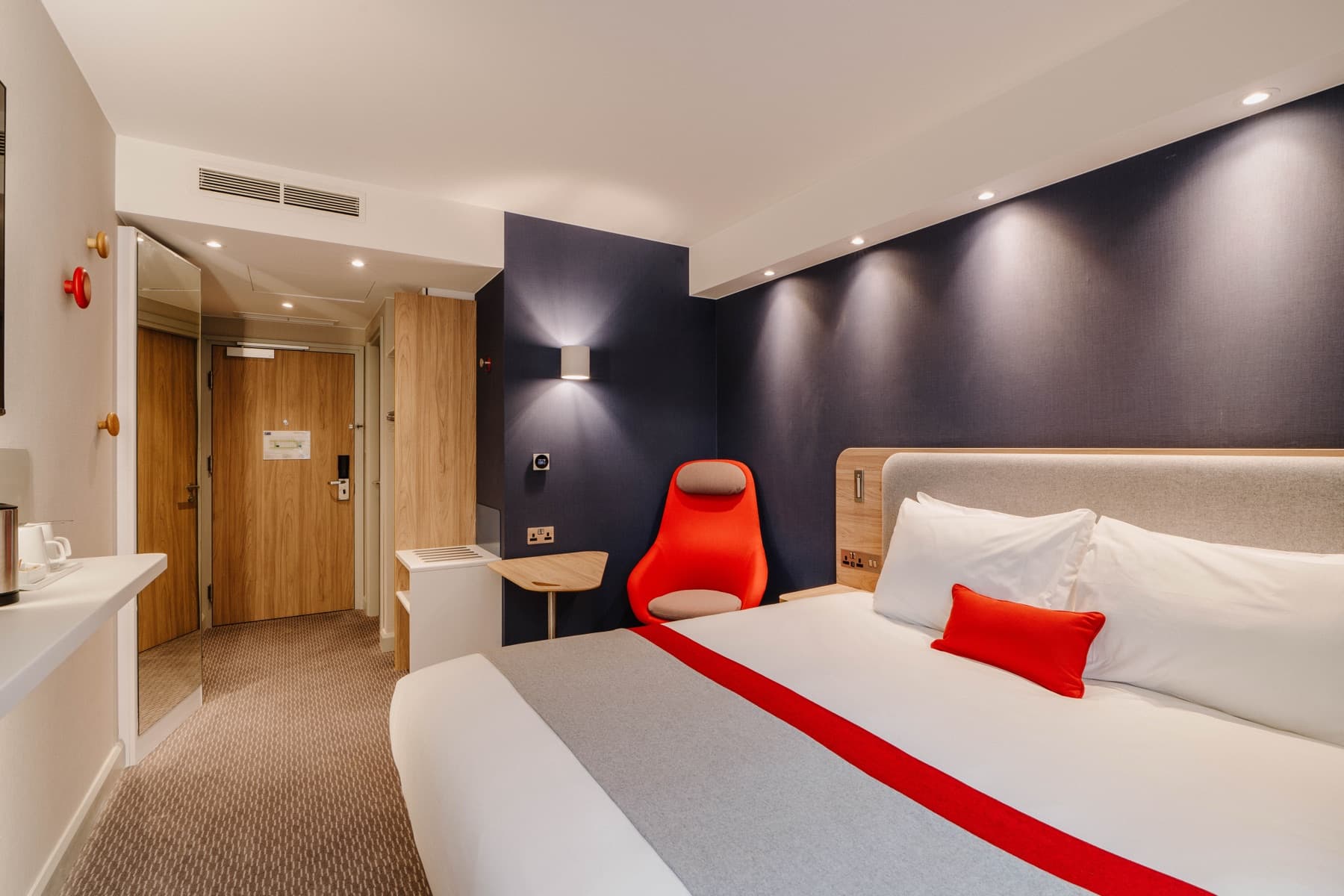 Holiday Inn Express Liverpool Central modern bedrooms show true colours